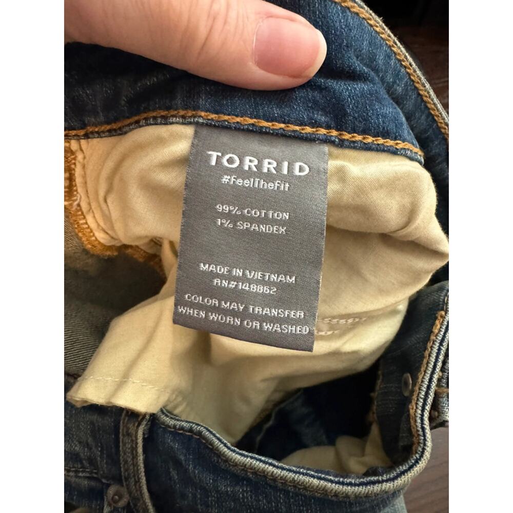 Torrid New Super-Flare Mid-Rise Vintage Stretch Jeans Destructed Plus 24 Tall - Picture 9 of 10